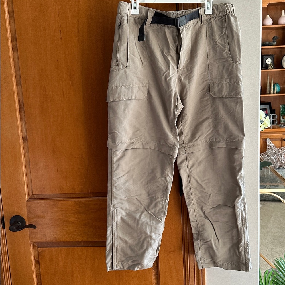 The North Face Beige Convertible Cargo Pants Men’s Large